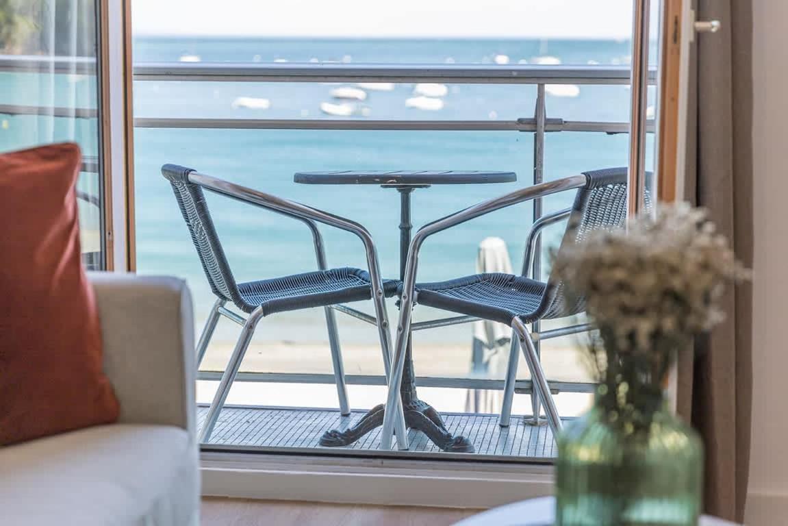 Les Pieds Dans L'Eau - Appartment 1 - Vue Mer カンカル エクステリア 写真